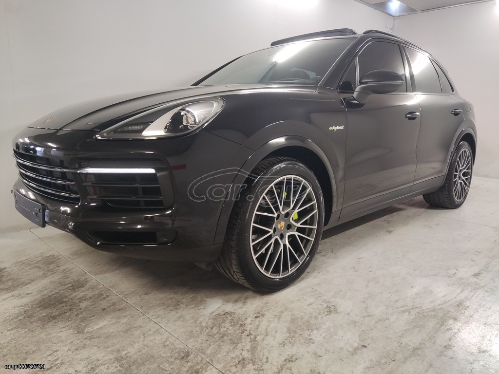 PORSCHE CAYENNE 2020