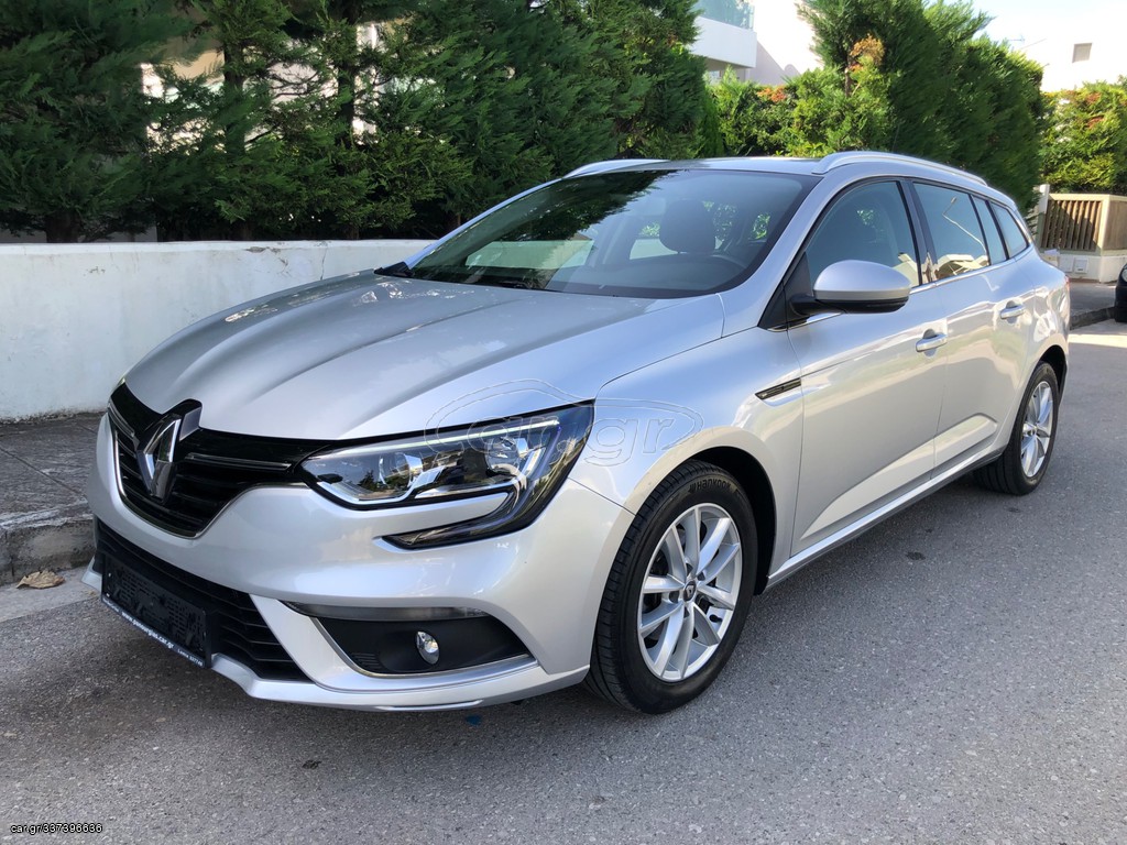 RENAULT Megane 2019