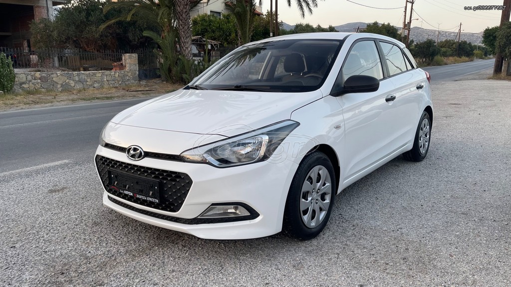 HYUNDAI i20 2017