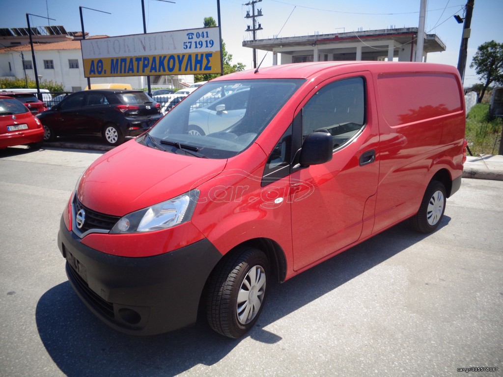 NISSAN NV200 2017