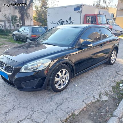 VOLVO C30 2011