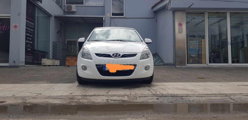 HYUNDAI i20 2010