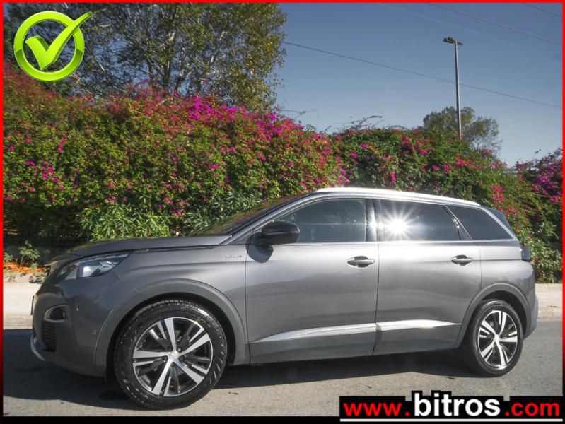 PEUGEOT 5008 2019