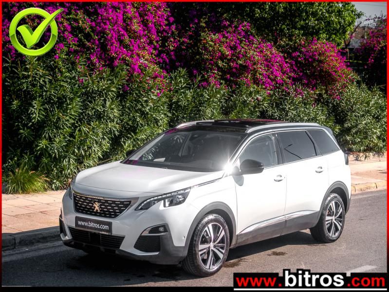 PEUGEOT 5008 2020