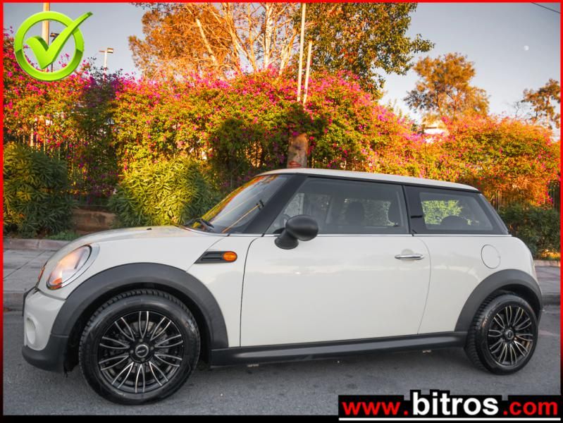 MINI COOPER 2011