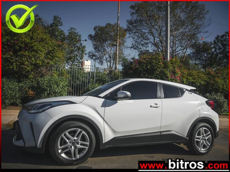 TOYOTA C-HR  2022
