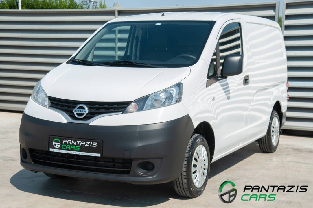 NISSAN NV200 2018