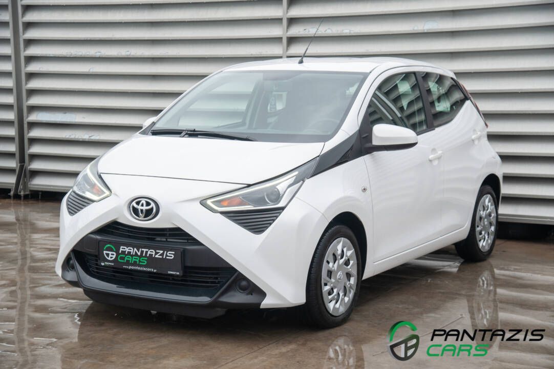 TOYOTA AYGO 2021
