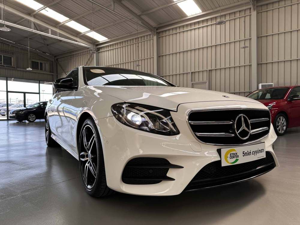 MERCEDES E300 2019