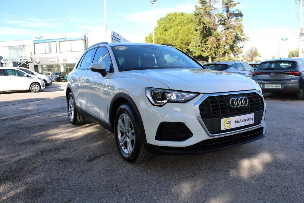 AUDI Q3 2021