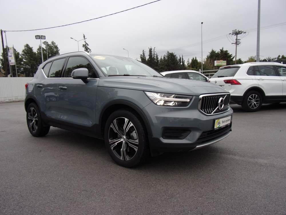 VOLVO XC 40 2021