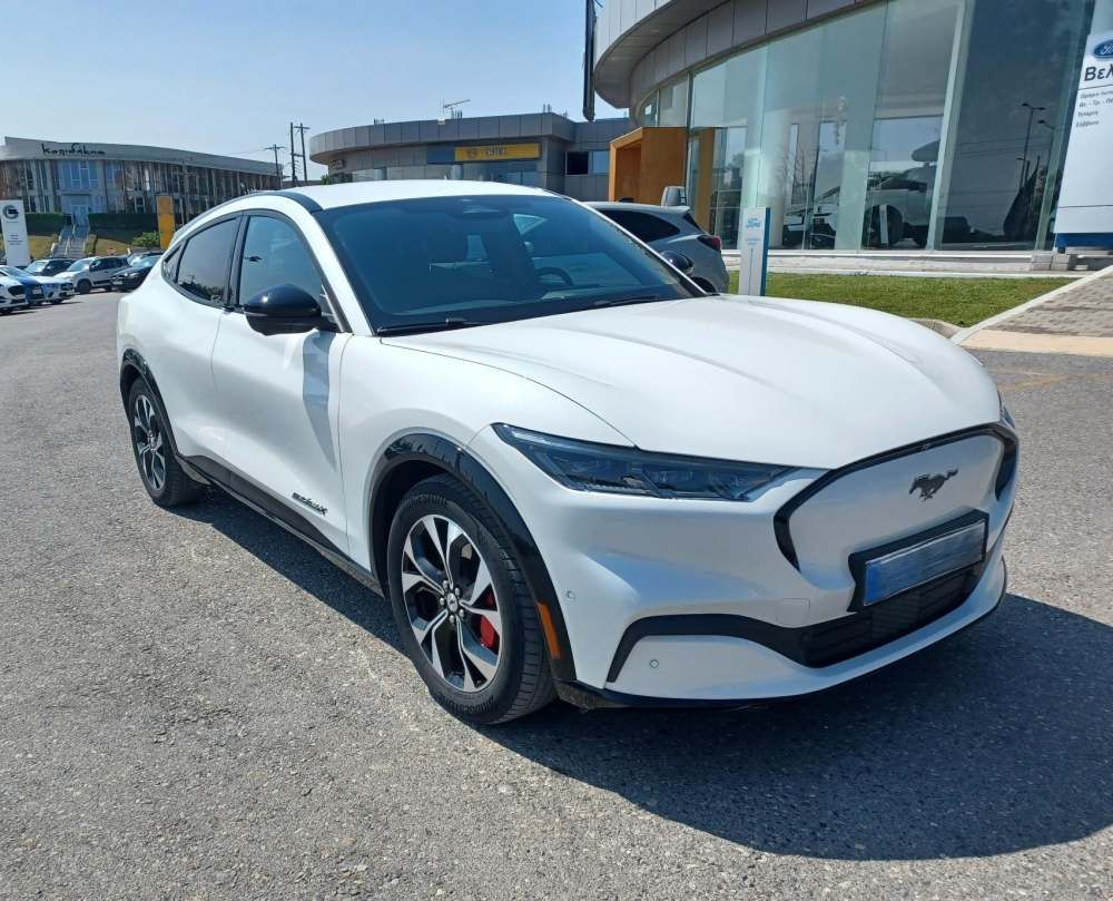 FORD MUSTANG MACH-E 2023