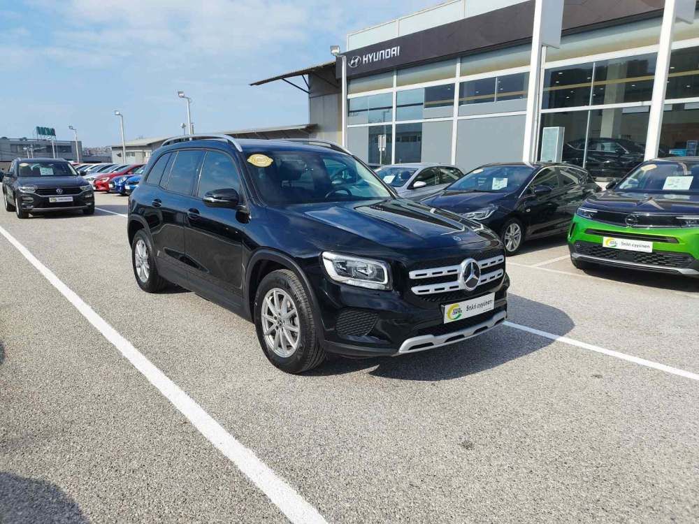 MERCEDES GLB 200 2020