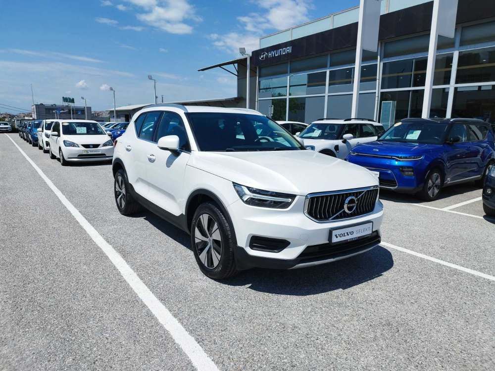 VOLVO XC 40 2020