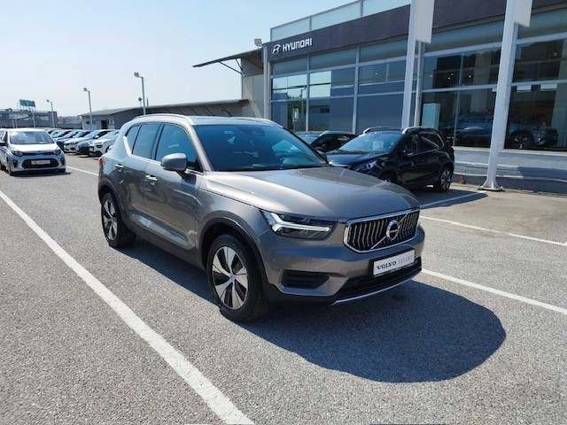 VOLVO XC 40 2020