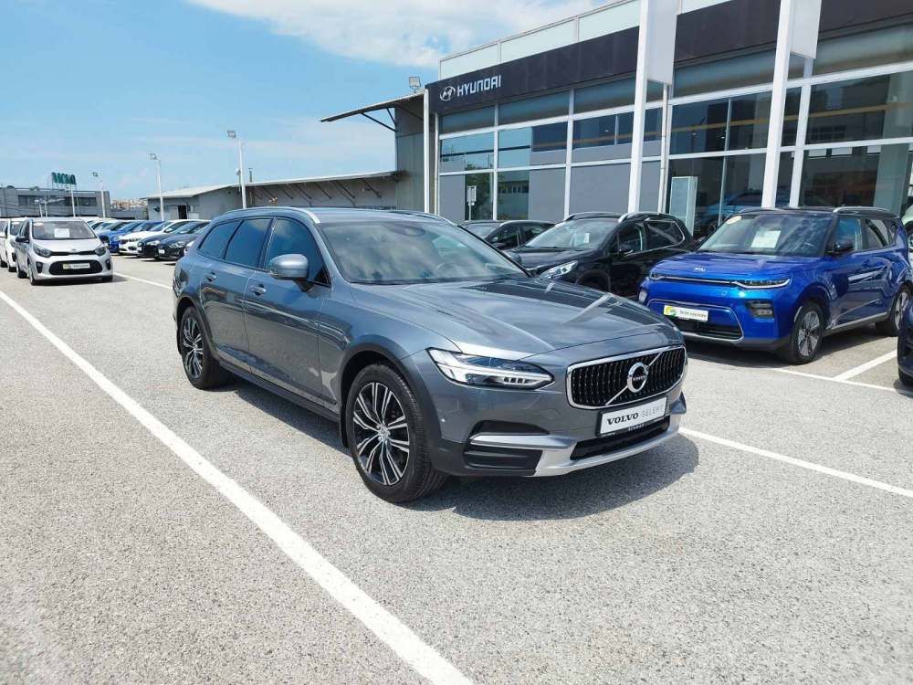 VOLVO V90 CROSS COUNTRY 2019