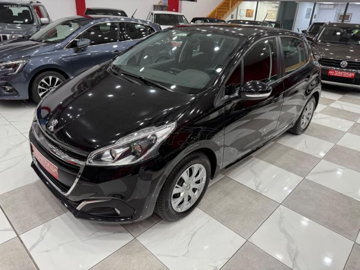 PEUGEOT 208 2019