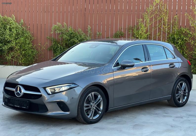 MERCEDES A180 2019