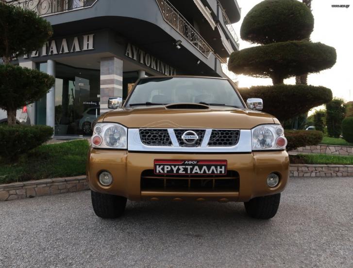 NISSAN NAVARA 2002