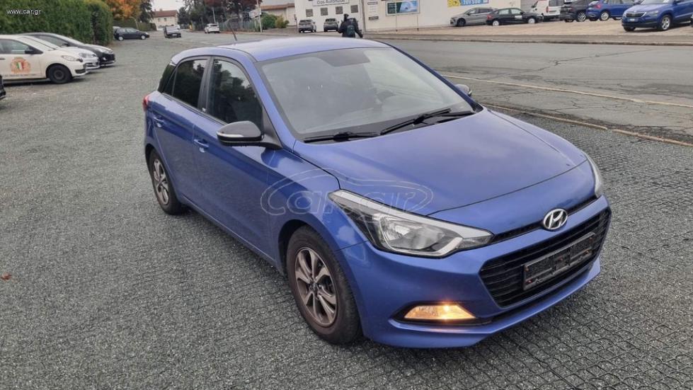 HYUNDAI i20 2018