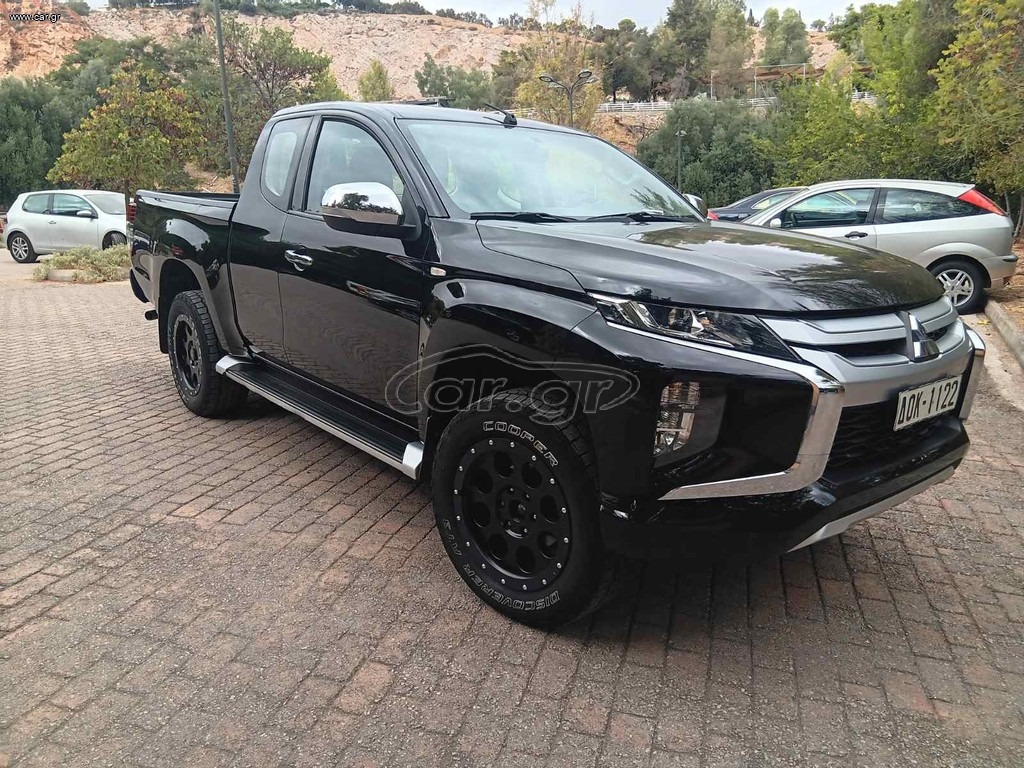 MITSUBISHI L200 2020