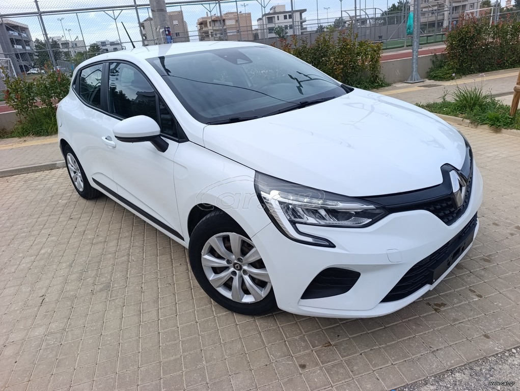 RENAULT CLIO 2021