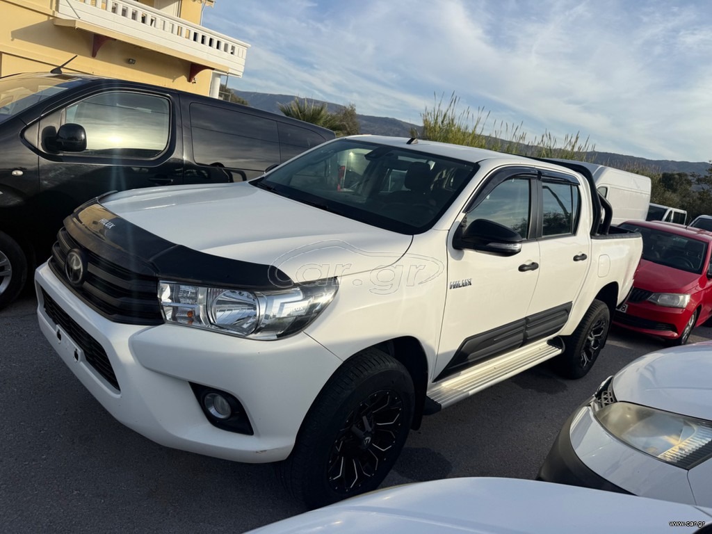 TOYOTA HILUX 2017