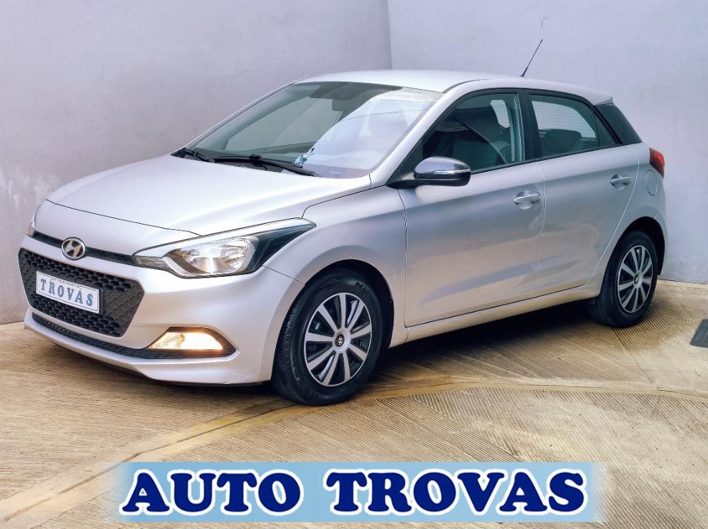HYUNDAI i20 2015