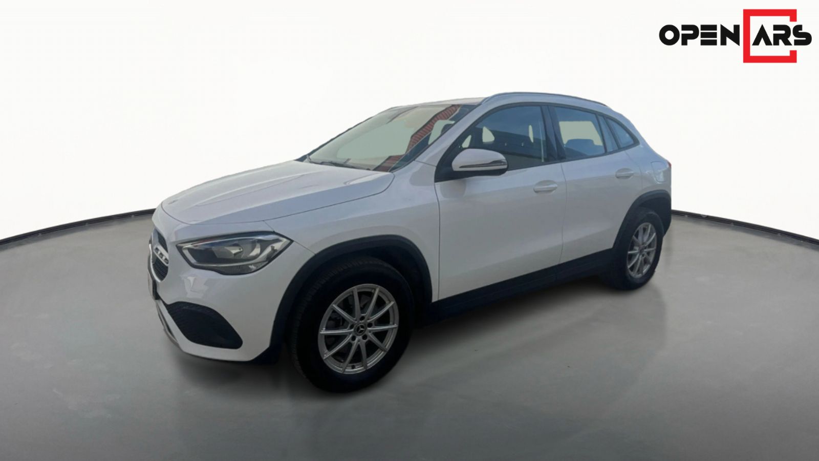 MERCEDES GLA 180 2020