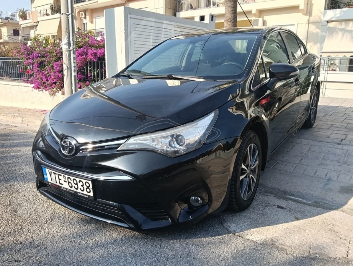 TOYOTA AVENSIS 2016