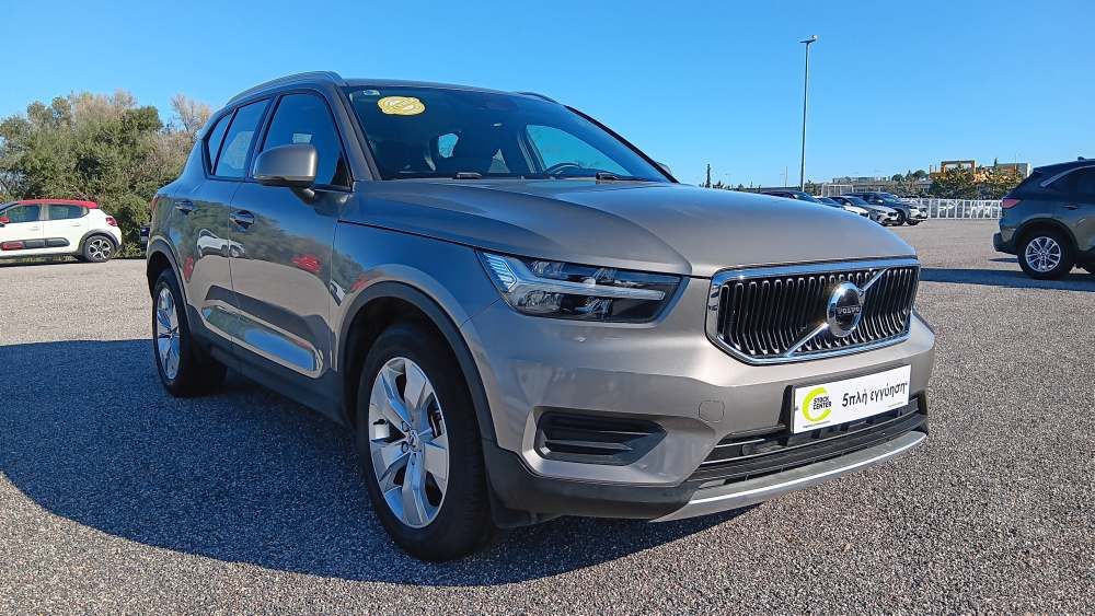 VOLVO XC 40 2020