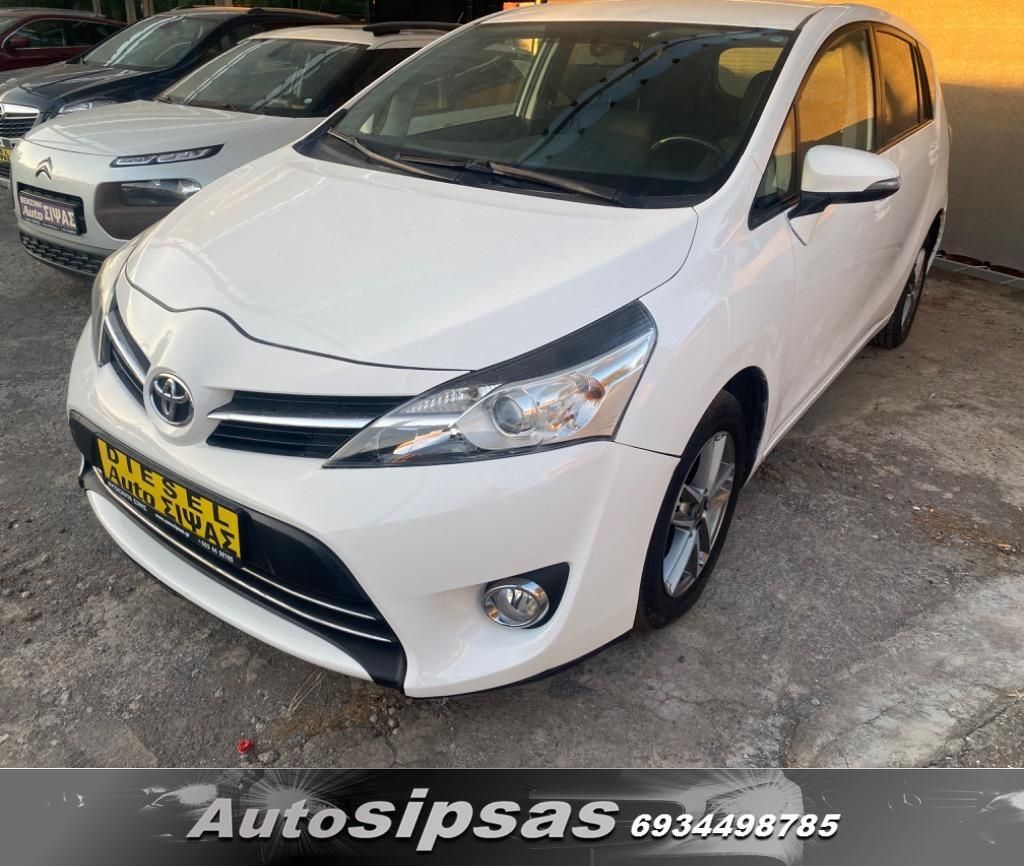 TOYOTA VERSO 2015