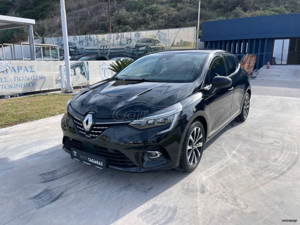 RENAULT CLIO 2021