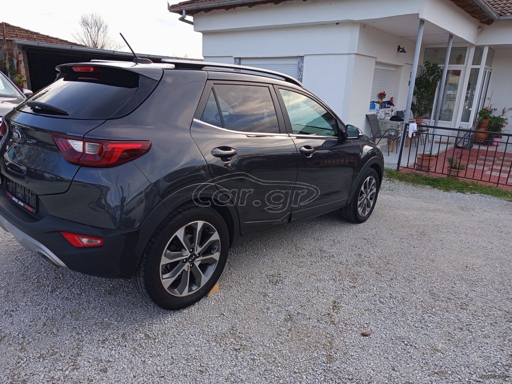 KIA STONIC  2018