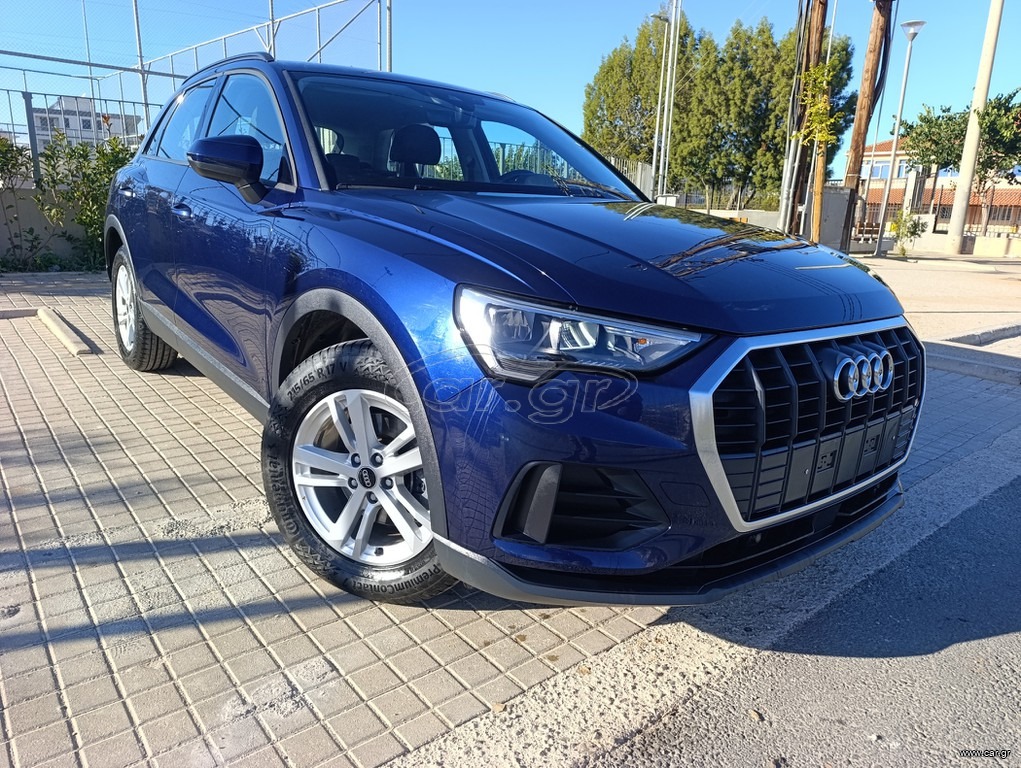 AUDI Q3 2021