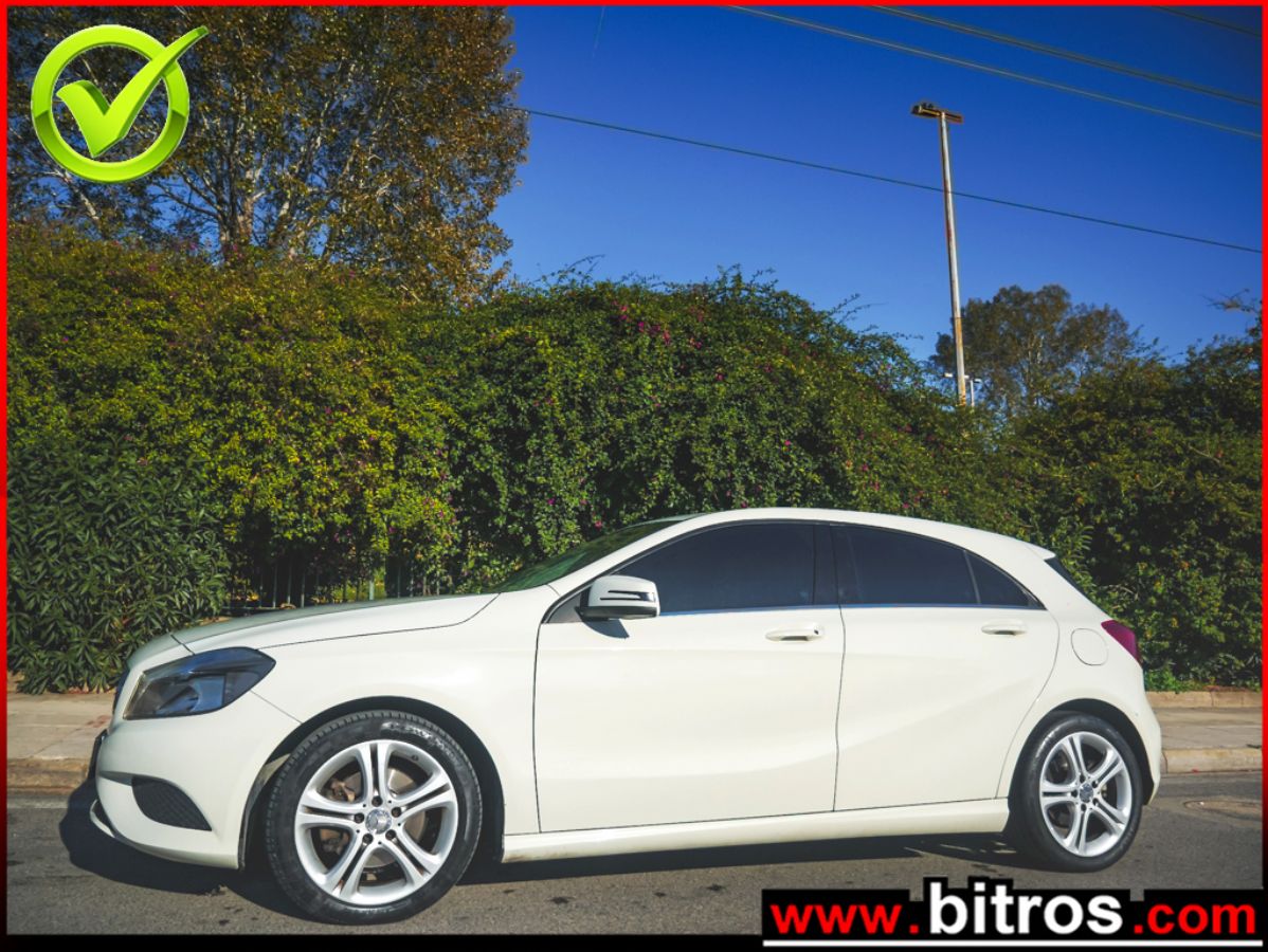 MERCEDES A180 2015