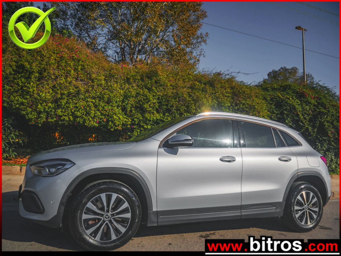 MERCEDES GLA  2022
