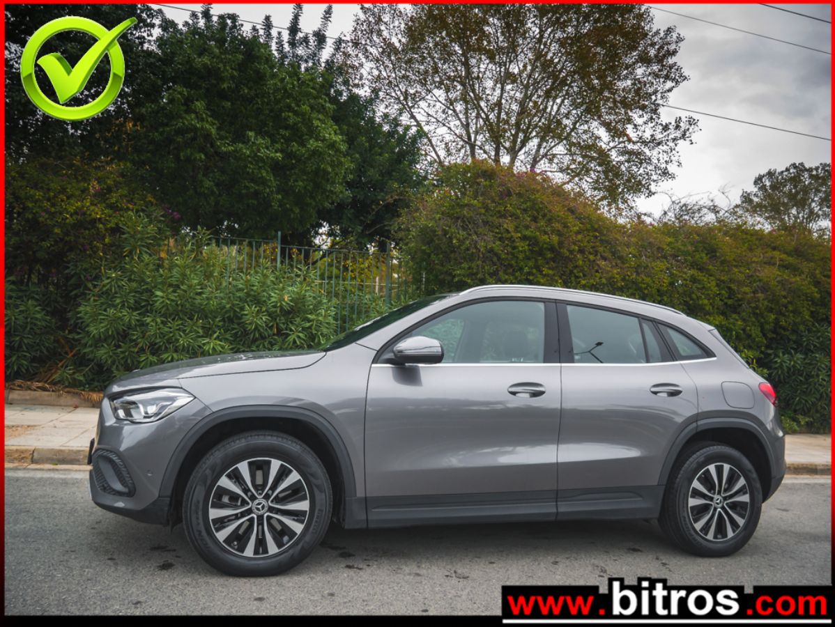 MERCEDES GLA  2022