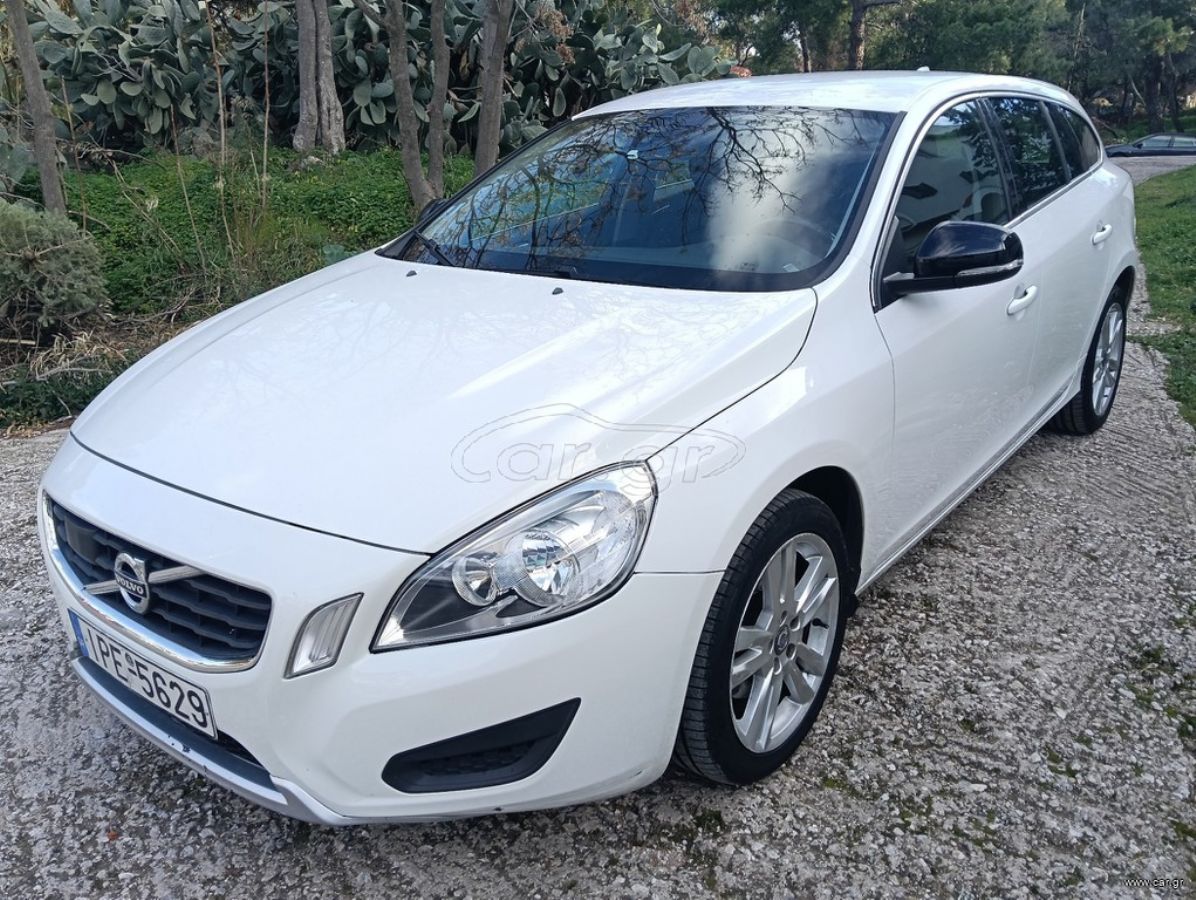 VOLVO V60 2013