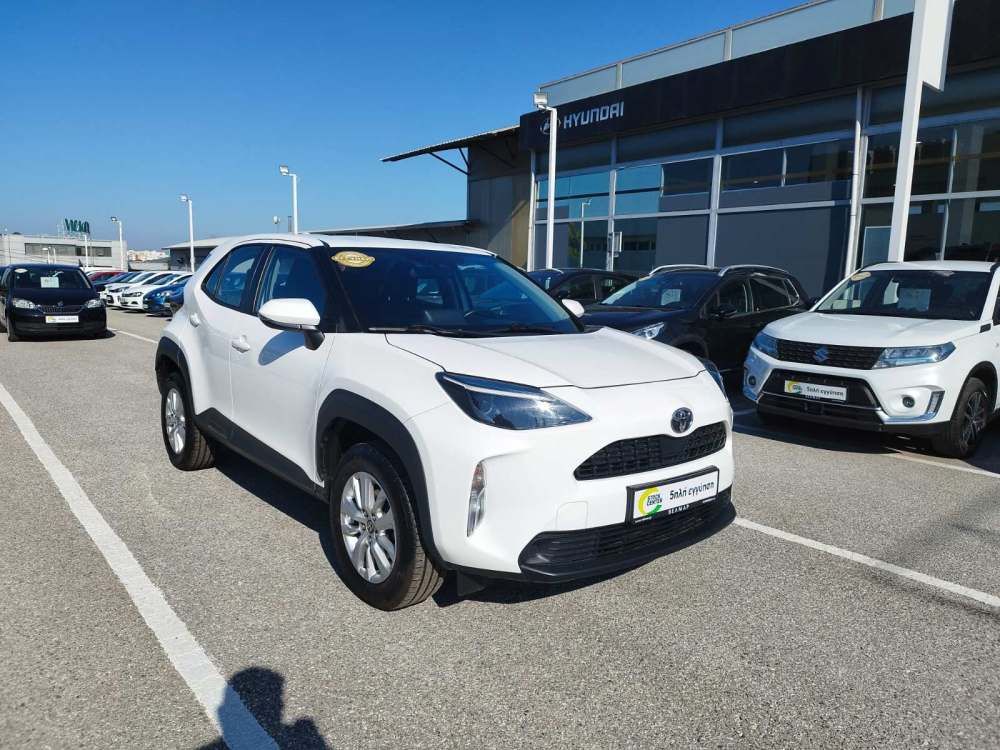 TOYOTA Yaris Cross 2022