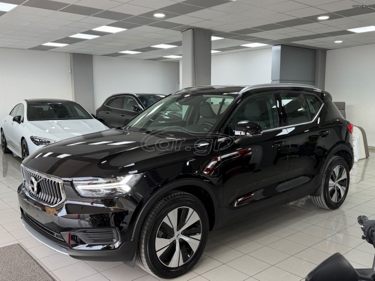 VOLVO XC 40 2022
