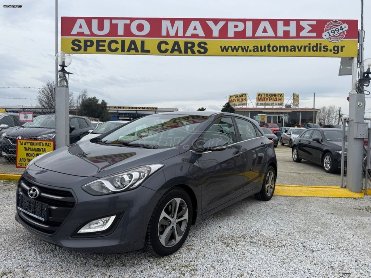 HYUNDAI i30 2015