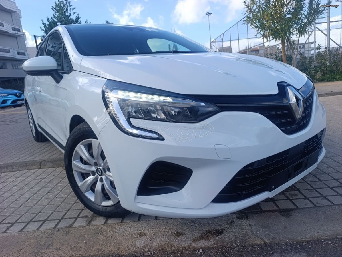 RENAULT CLIO 2021