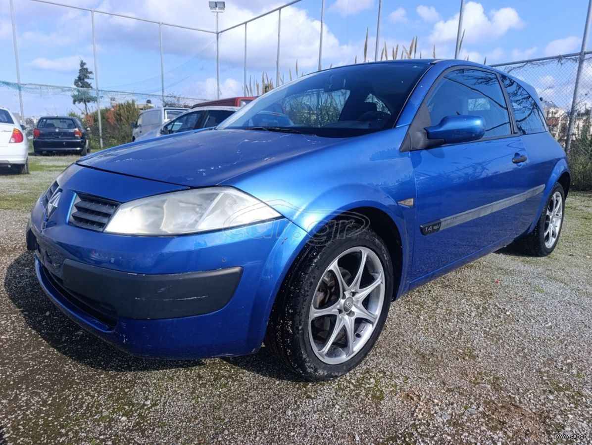 RENAULT Megane 2004