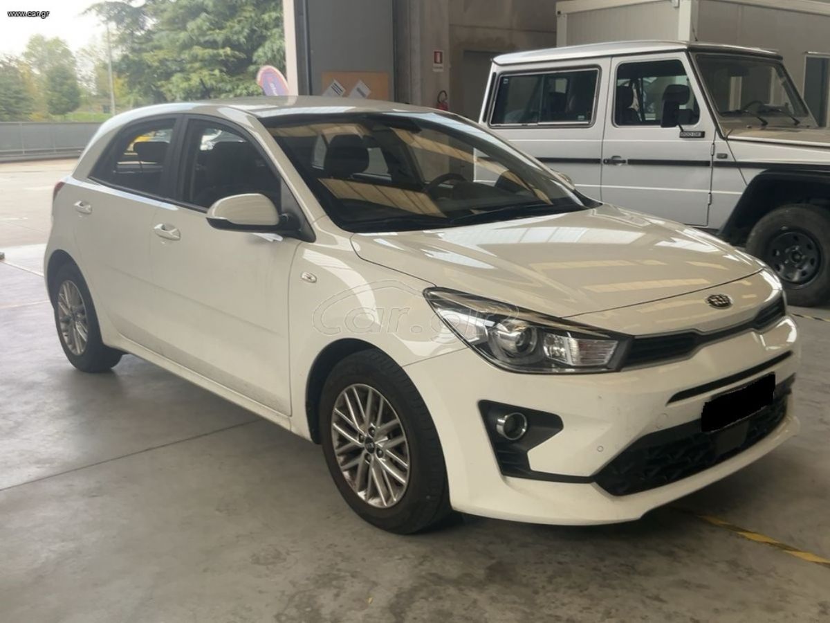 KIA RIO 2021