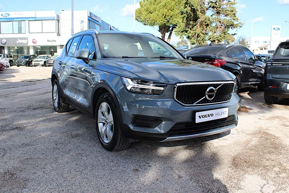 VOLVO XC 40 2019
