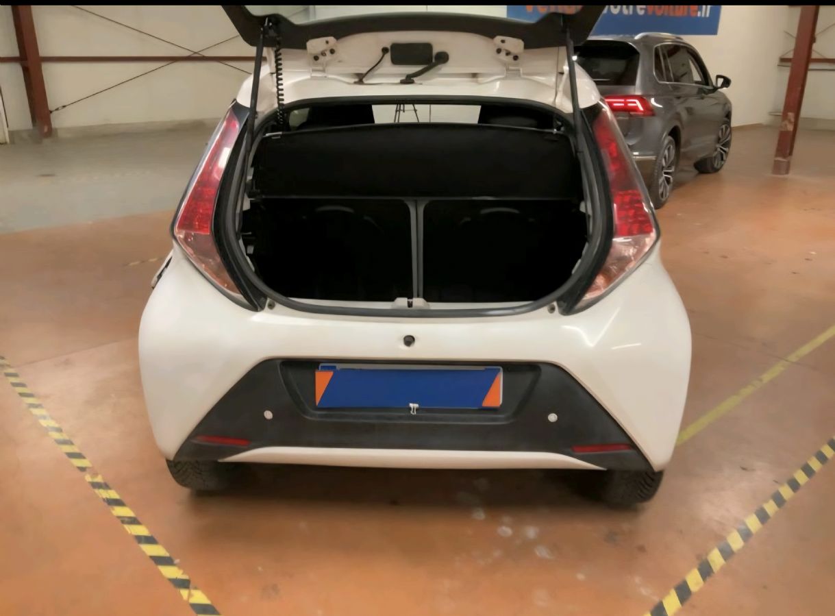 TOYOTA AYGO 2017