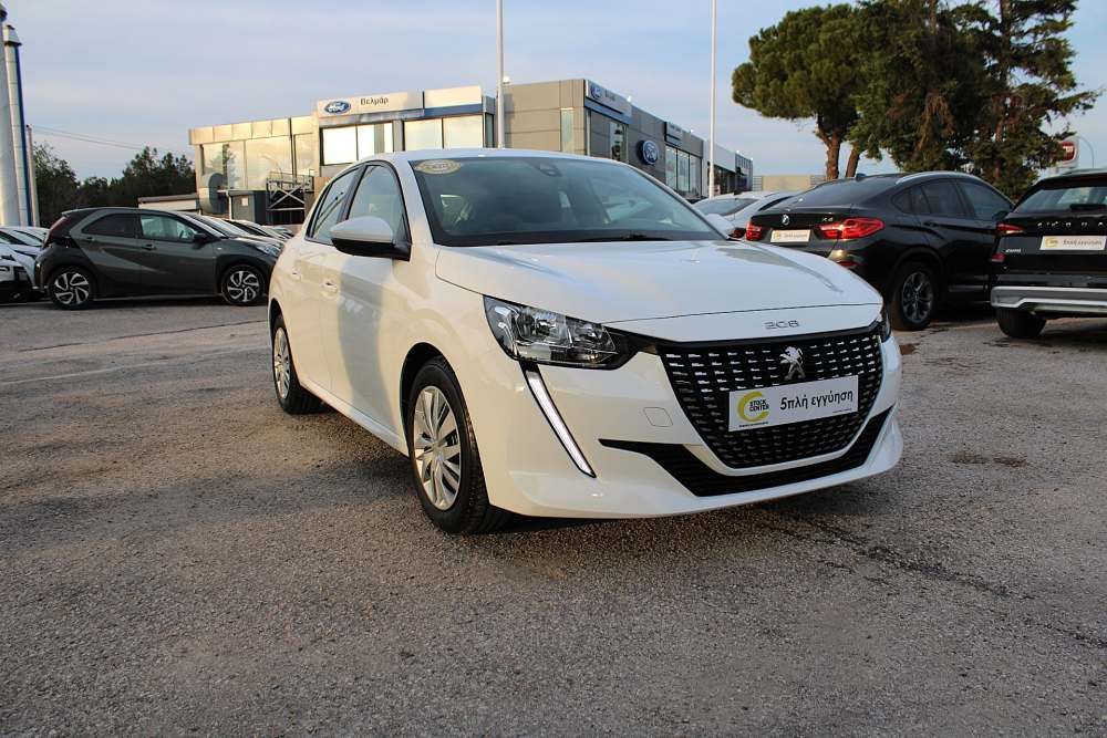 PEUGEOT 208 2021