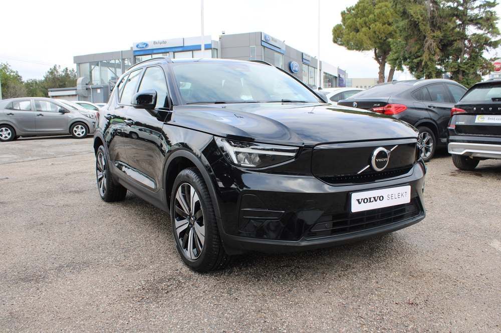 VOLVO XC 40 2023