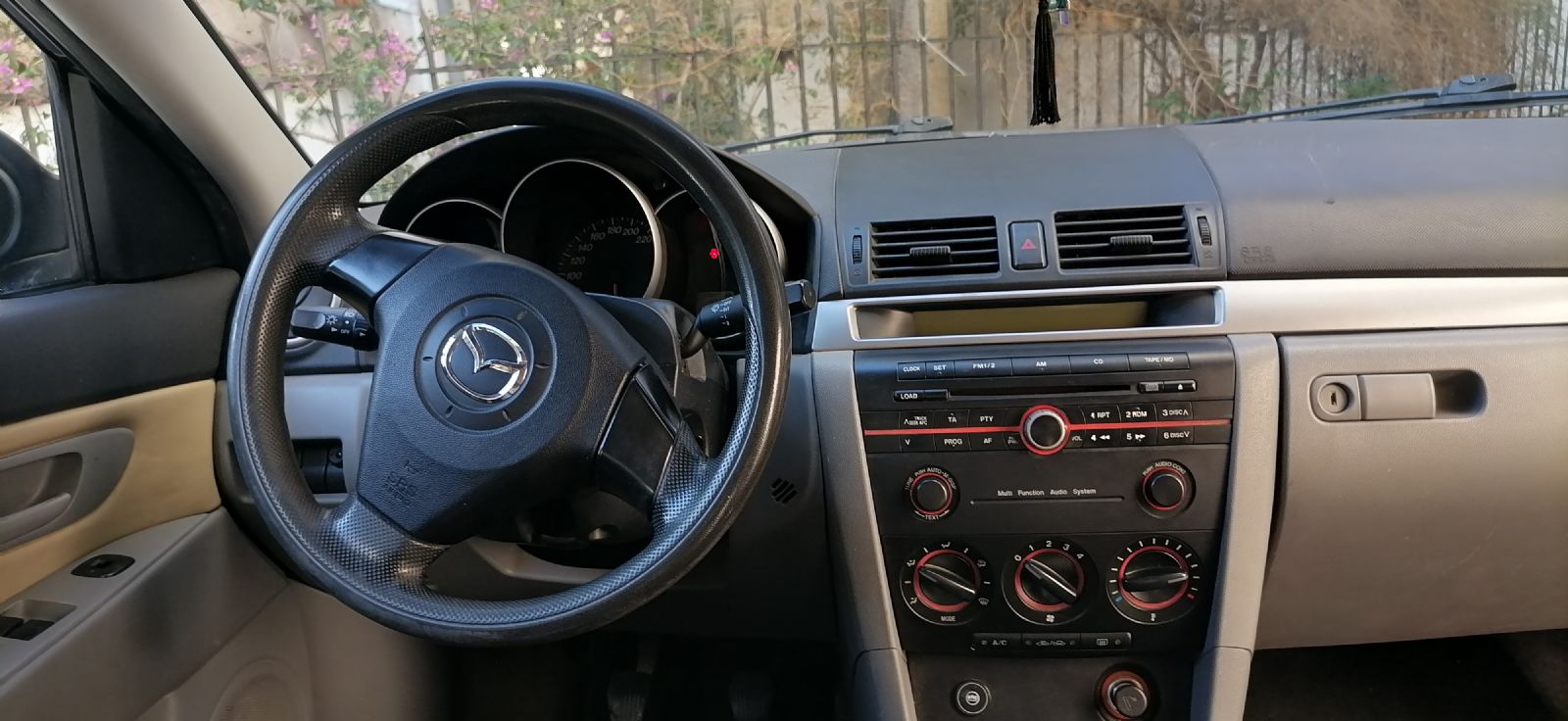 MAZDA 3 2005